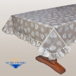 Maratex - Tovaglia con volant in cotone plastificato Cuore / X4 (mis. 150x150 cm) Tovaglia - Oltre L' intimo
